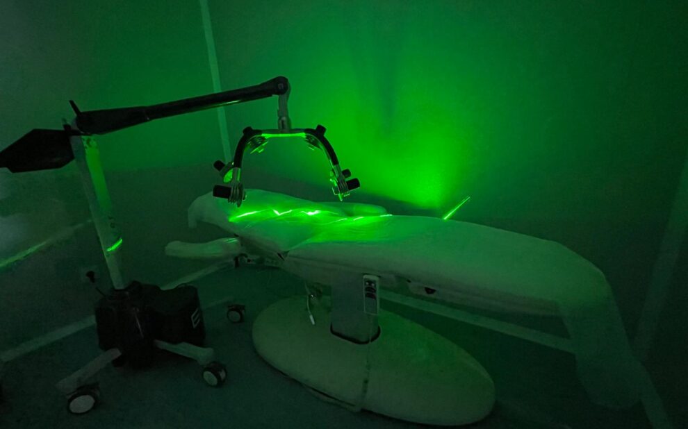 Nuevo sistema Láser Verjú verde de diodo Con la introducción del sistema de láser Verjú, somos capaces de demostrar un mayor resultado en menos tiempo de tratamiento.