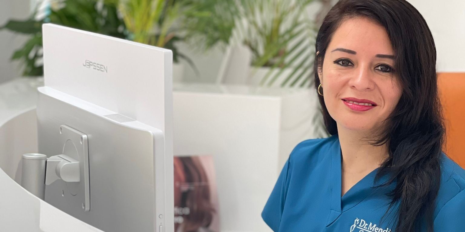 Te ayudamos a resaltar tu belleza Tratamientos personalizados y tecnología avanzada para cuidar de ti En la Clínica Dr. Juan Mendieta, en Esplugues de Llobregat, nos apasiona cuidar de ti.