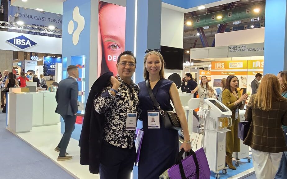 Médicos Médicos en el Congreso SEME Málaga Hoy es un día especial para Médicos Médicos, ya que estamos presentes en el reconocido Congreso de Medicina Estética SEME 2025, que se celebra en Málaga.